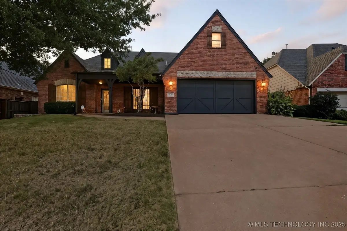 3304 W Atlanta Court, Broken Arrow, OK 74012 - Image #1
