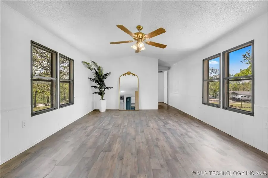 21907 W 42nd Street S, Sand Springs, OK 74063 - Image #3