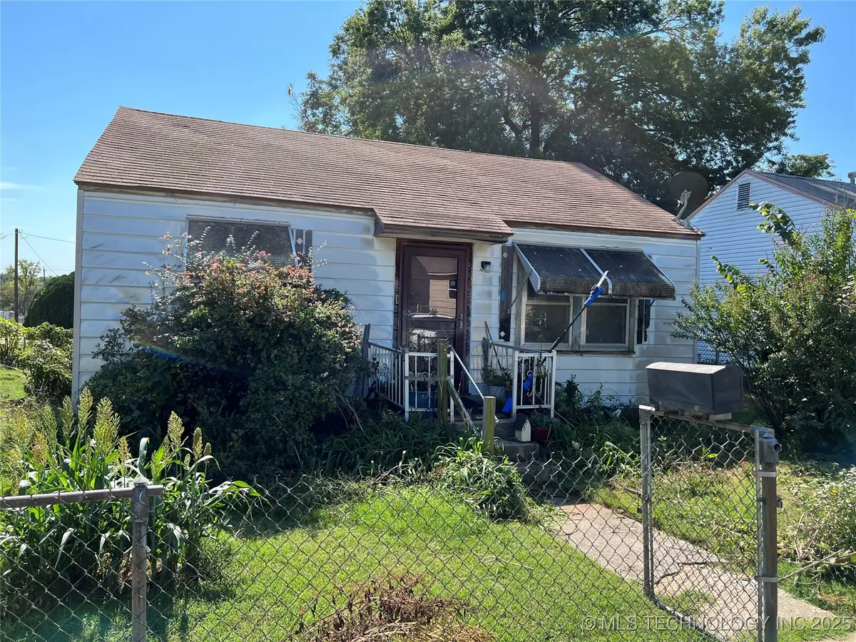 2722 E Marshall Street, Tulsa, OK 74110 - Image #1