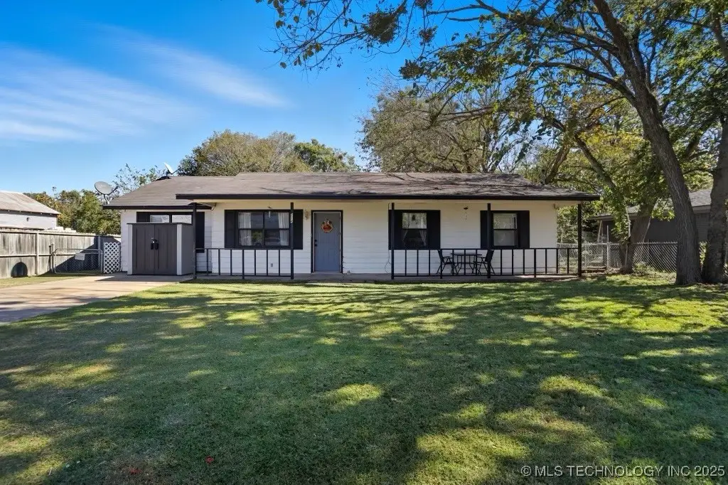 214 S 3rd Avenue, Durant, OK 74701 - Image #1