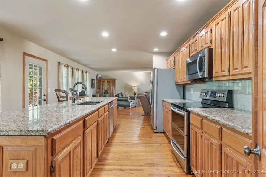 614 N 13th Street, Collinsville, OK 74021 - Image #3