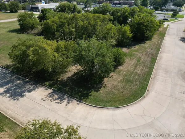 1409 Brookview Drive, Ardmore, OK 73401