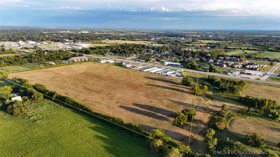 Address Withheld By Seller, Wagoner, OK 74467 - Image #3