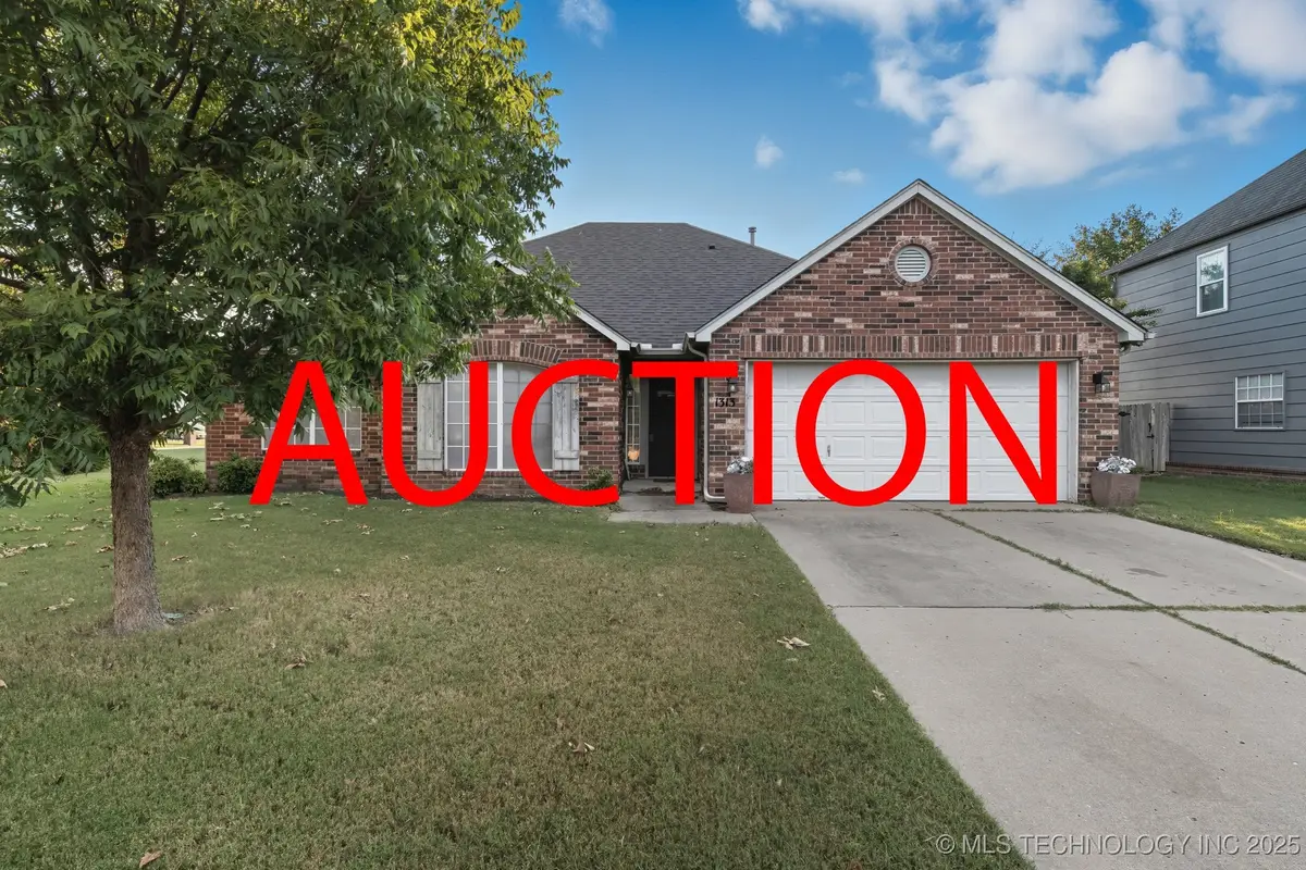 1313 N Hemlock Avenue, Broken Arrow, OK 74012 - Image #1