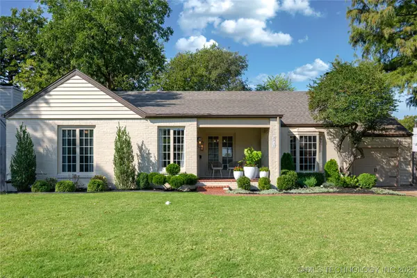 2540 S Columbia Place, Tulsa, OK 74114