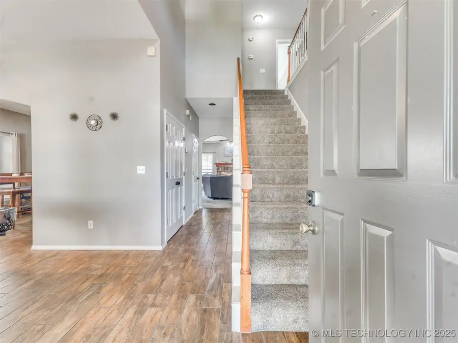 2909 W Oakland Street, Broken Arrow, OK 74012 - #3