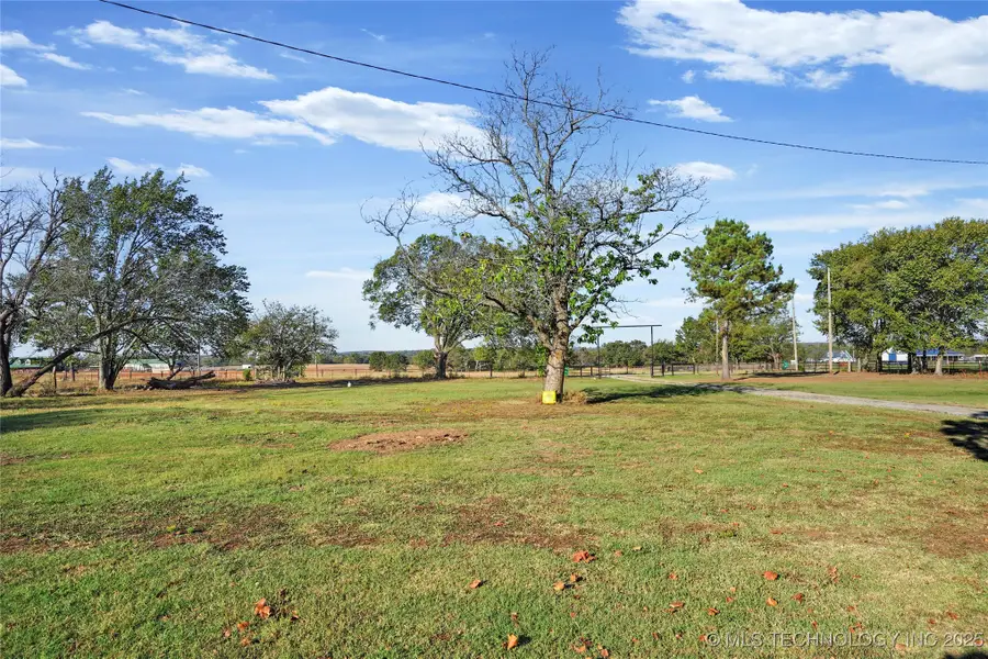 19619 S 337th West Avenue, Bristow, OK 74010 - Image #2