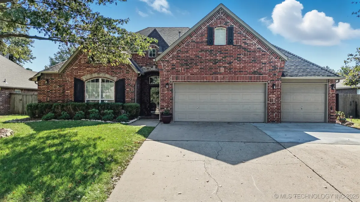 2412 W D Street, Jenks, OK 74037 - Image #1