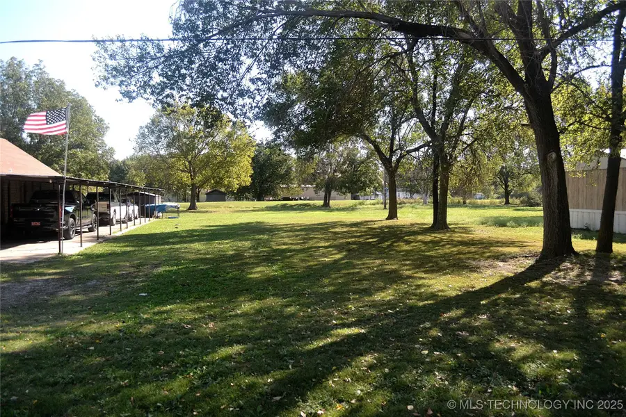 1006 S Regan Avenue, Hominy, OK 74035 - Image #2