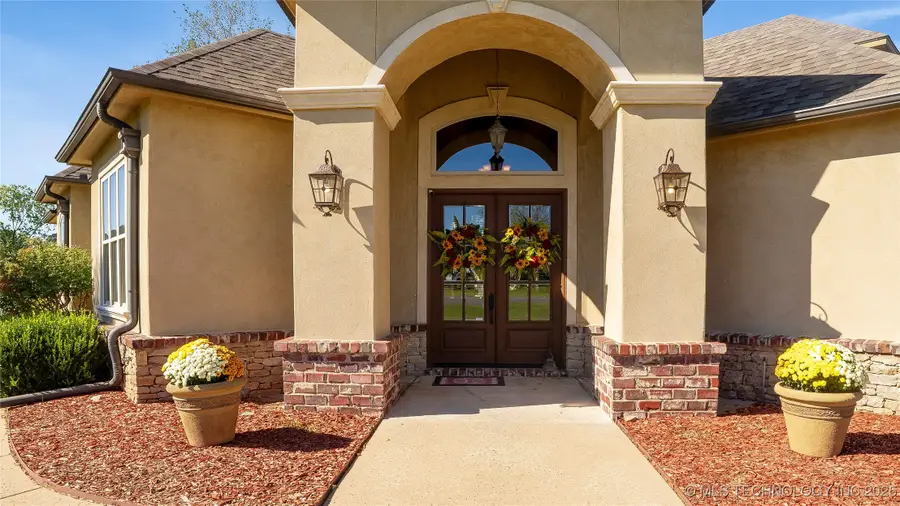 8350 N 72nd East Avenue, Owasso, OK 74055 - Image #2