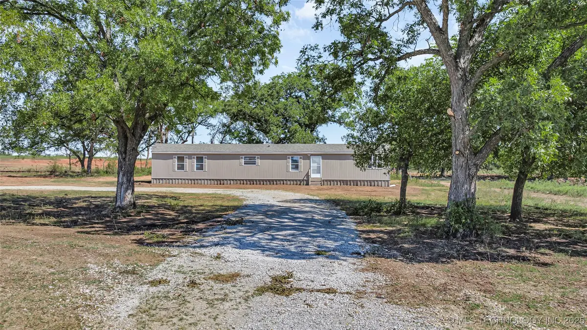 598 Dundee Road, Ringling, OK 73456 - Image #1