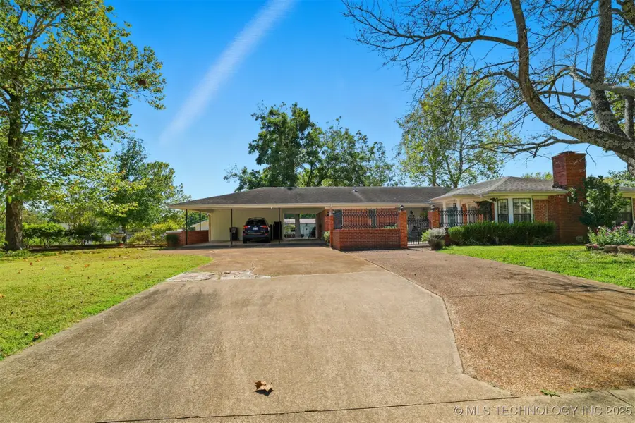 1000 SE 3rd, Antlers, OK 74523 - Image #2