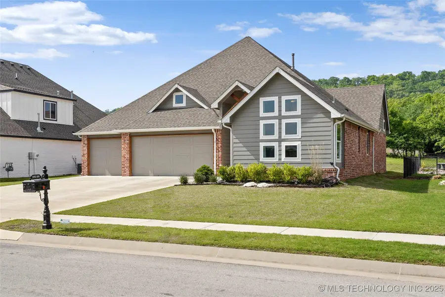 19148 E Chinquapin Drive, Catoosa, OK 74015 - Image #2