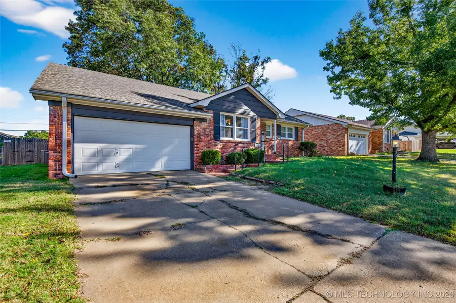 1058 Renick Lane, Bartlesville, OK 74006 - Image #2