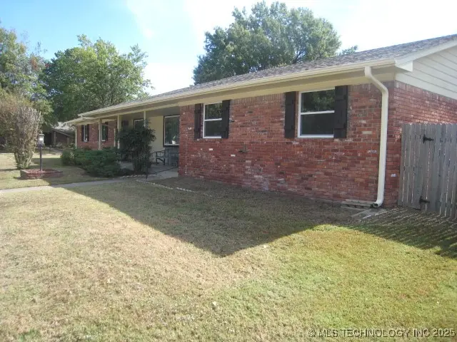 1001 W Vandever Boulevard, Broken Arrow, OK 74012 - #1