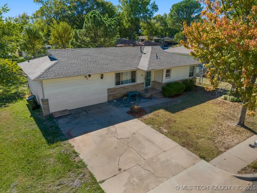 305 W Toledo Street, Broken Arrow, OK 74012 - Image #2