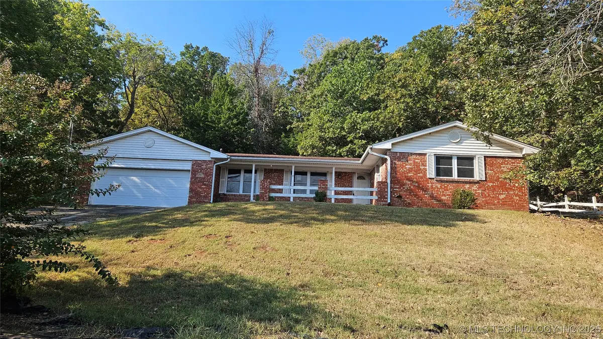 2428 W Lakeshore Drive, Cleveland, OK 74020 - Image #1