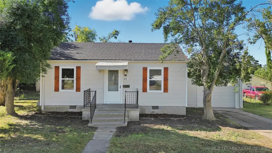 417 E Will Rogers Street, Claremore, OK 74017 - Image #2