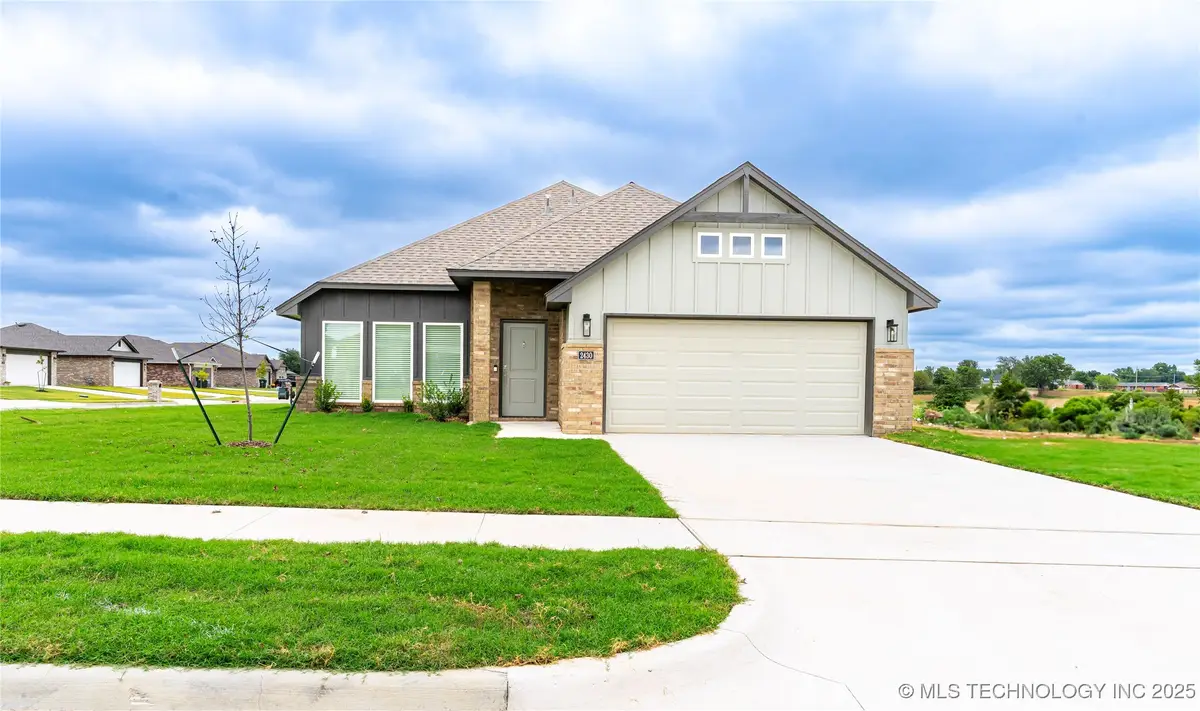 2430 W South Street, Collinsville, OK 74021 - Image #1