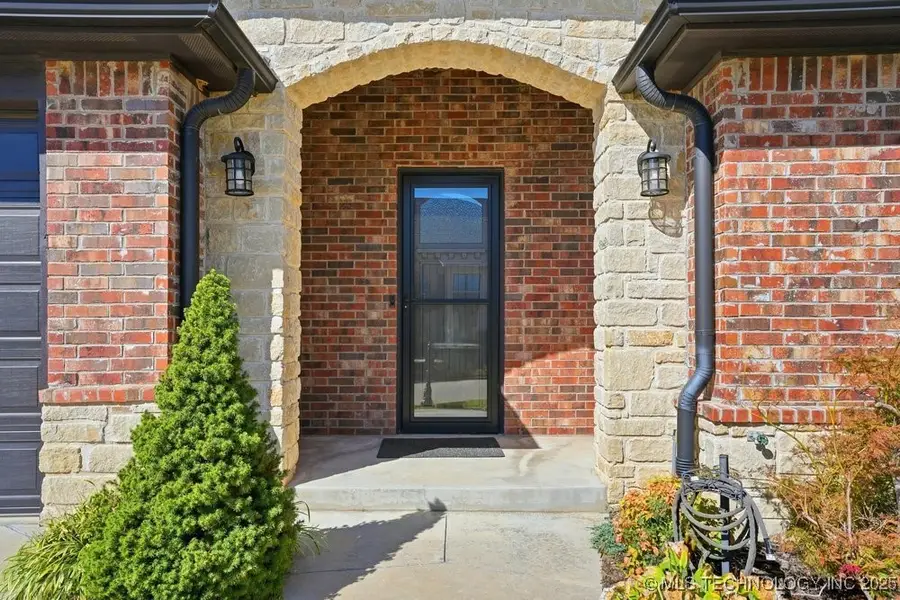 1119 W 85th Street, Tulsa, OK 74132 - Image #3