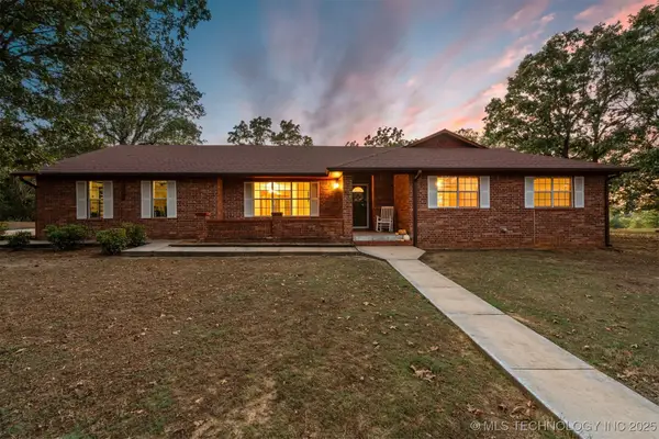 42555 Timber Ridge Road, Howe, OK 74940