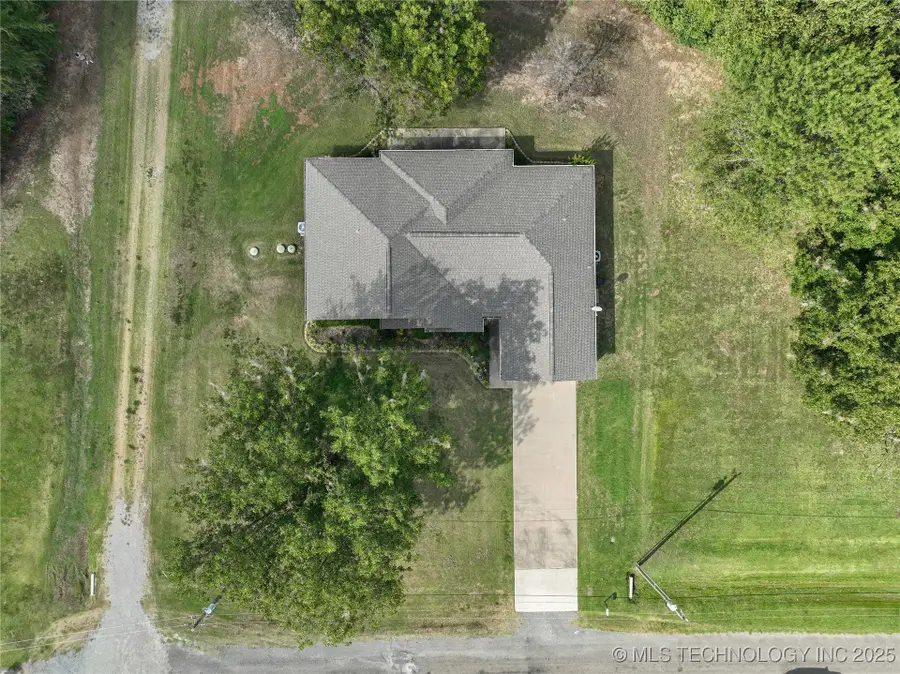 3110 E 55th Street S, Muskogee, OK 74403 - #3