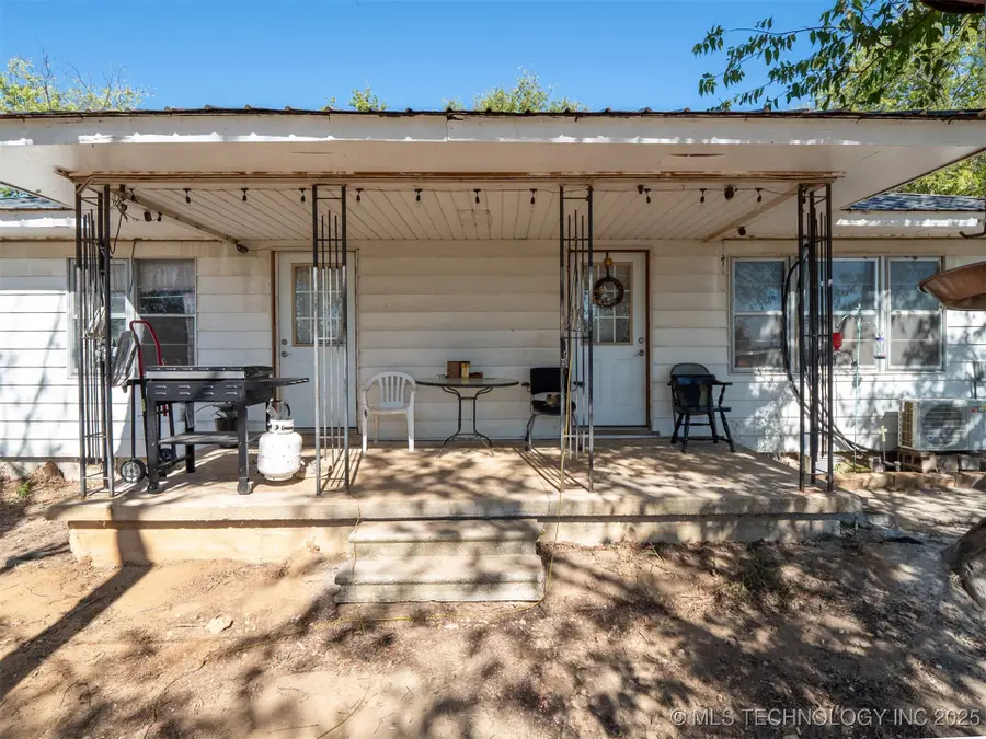 10450 County Road 1490 Road, Ada, OK 74820 - Image #2