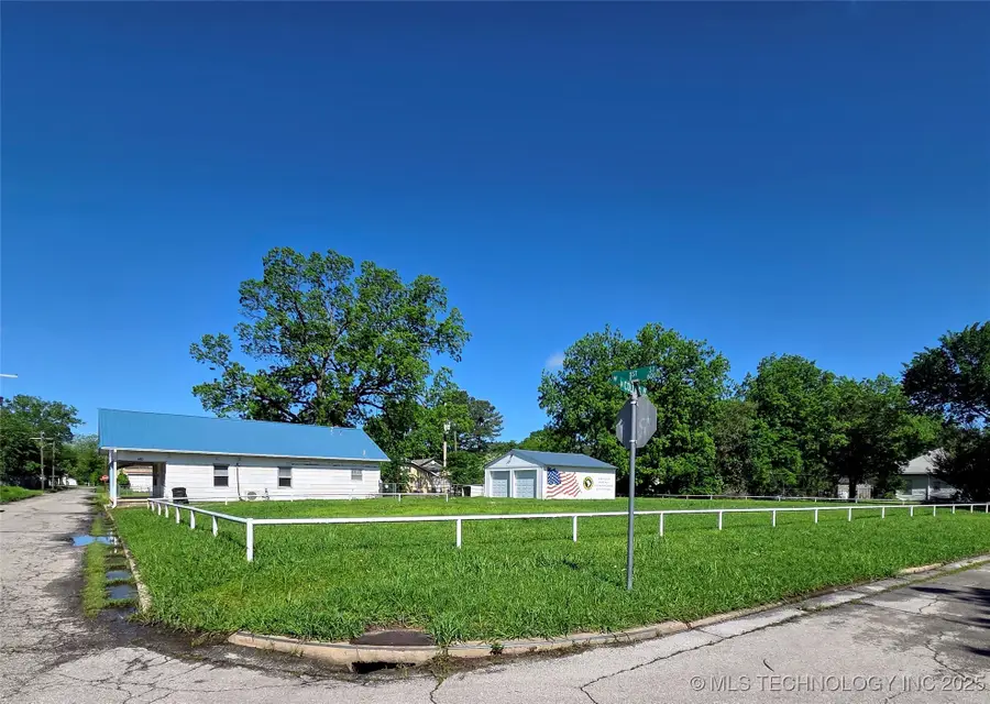 602 N Collins Avenue, Okmulgee, OK 74447 - Image #3