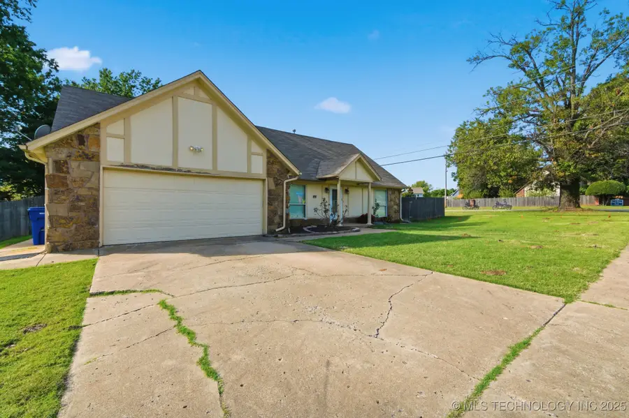 6500 Birch Avenue, Broken Arrow, OK 74011 - Image #2