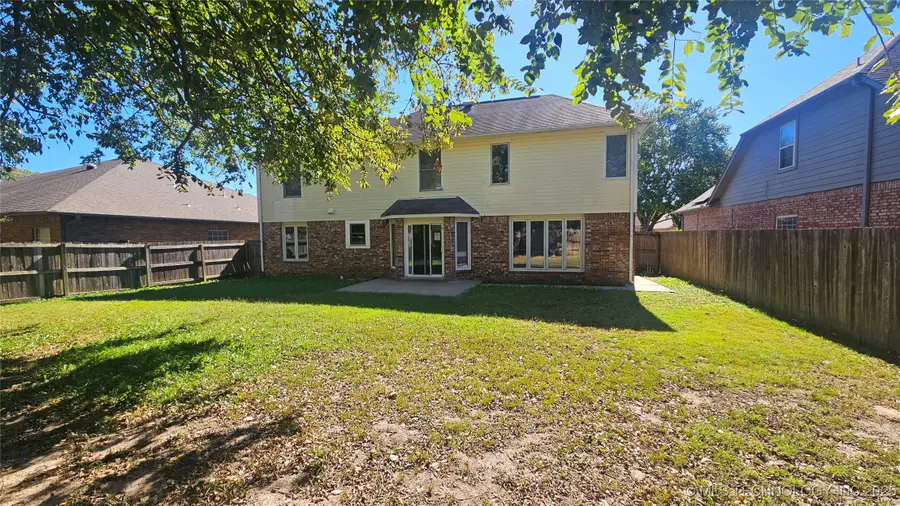 3812 W El Paso Street, Broken Arrow, OK 74012 - #2