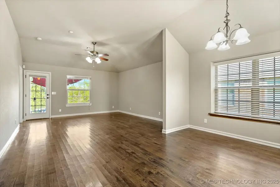 13374 N 132nd East Avenue, Collinsville, OK 74021 - Image #3