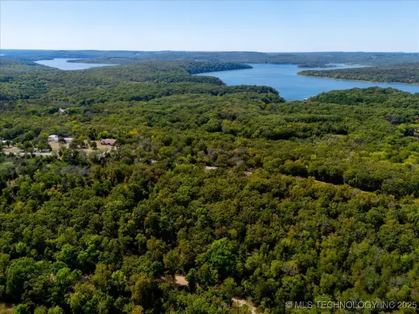 3 S 550 Road, Cookson, OK 74427