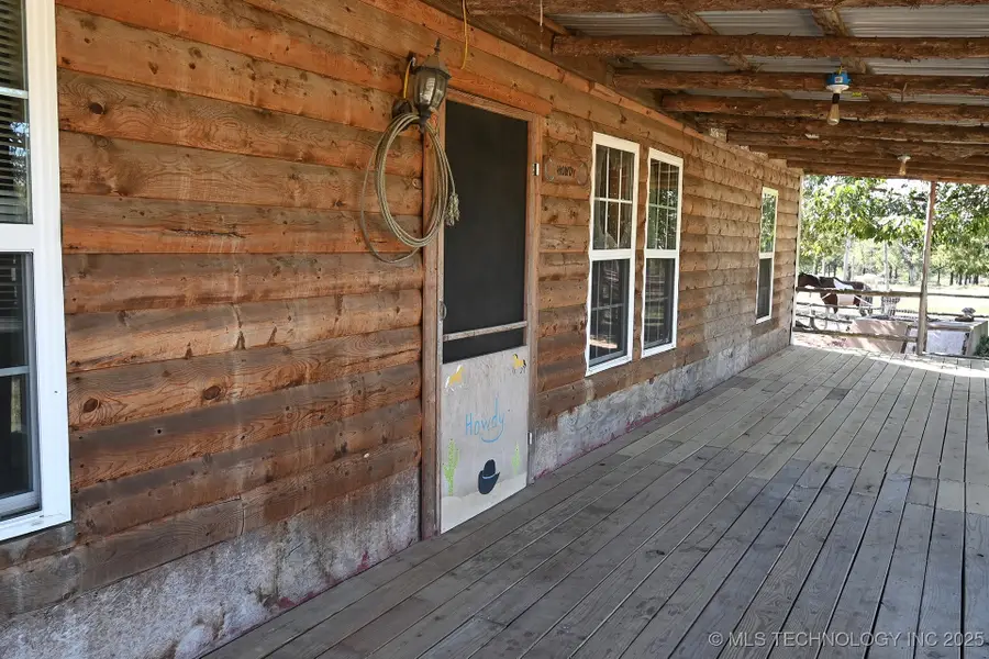 446872 E 1011 Road, Gore, OK 74435 - Image #3