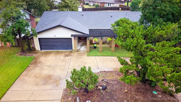 2910 E 76th Place, Tulsa, OK 74136