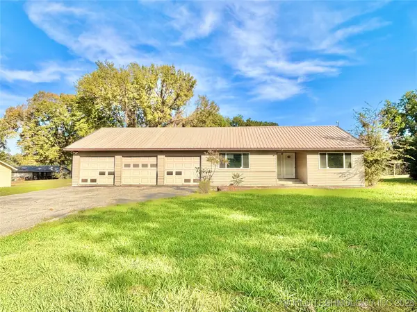 113 N T 200 Street, Stigler, OK 74462