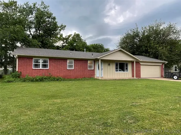 422 N Forest Street, Jenks, OK 74037