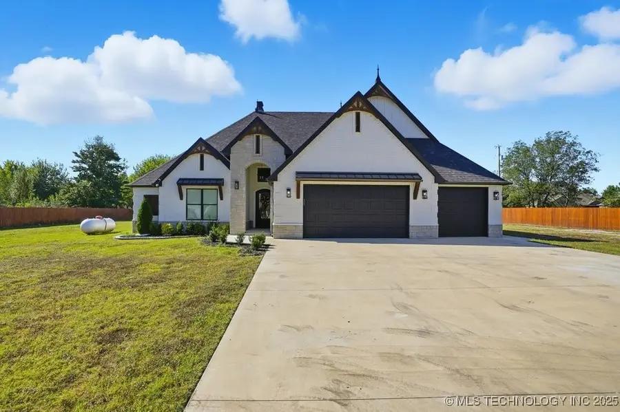 8310 S 301 Street E, Broken Arrow, OK 74014 - Image #2