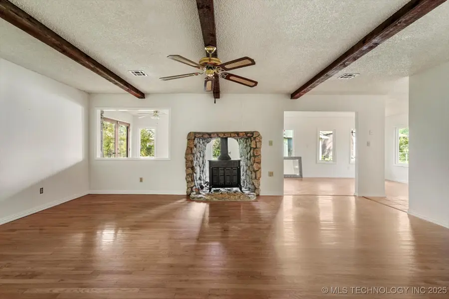 409 E 19th Street, Owasso, OK 74055 - Image #2