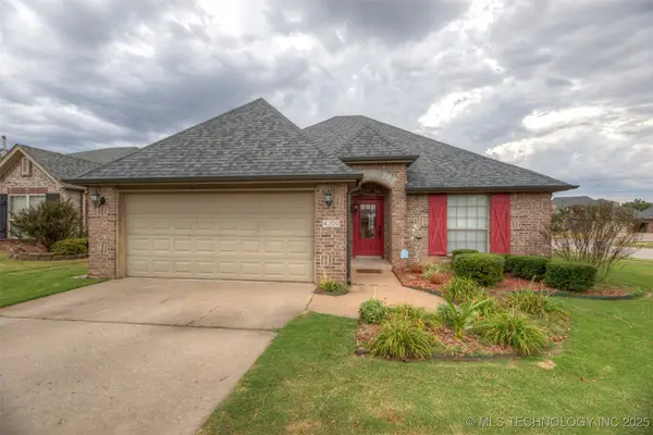 4300 W Vicksburg Place S, Broken Arrow, OK 74011
