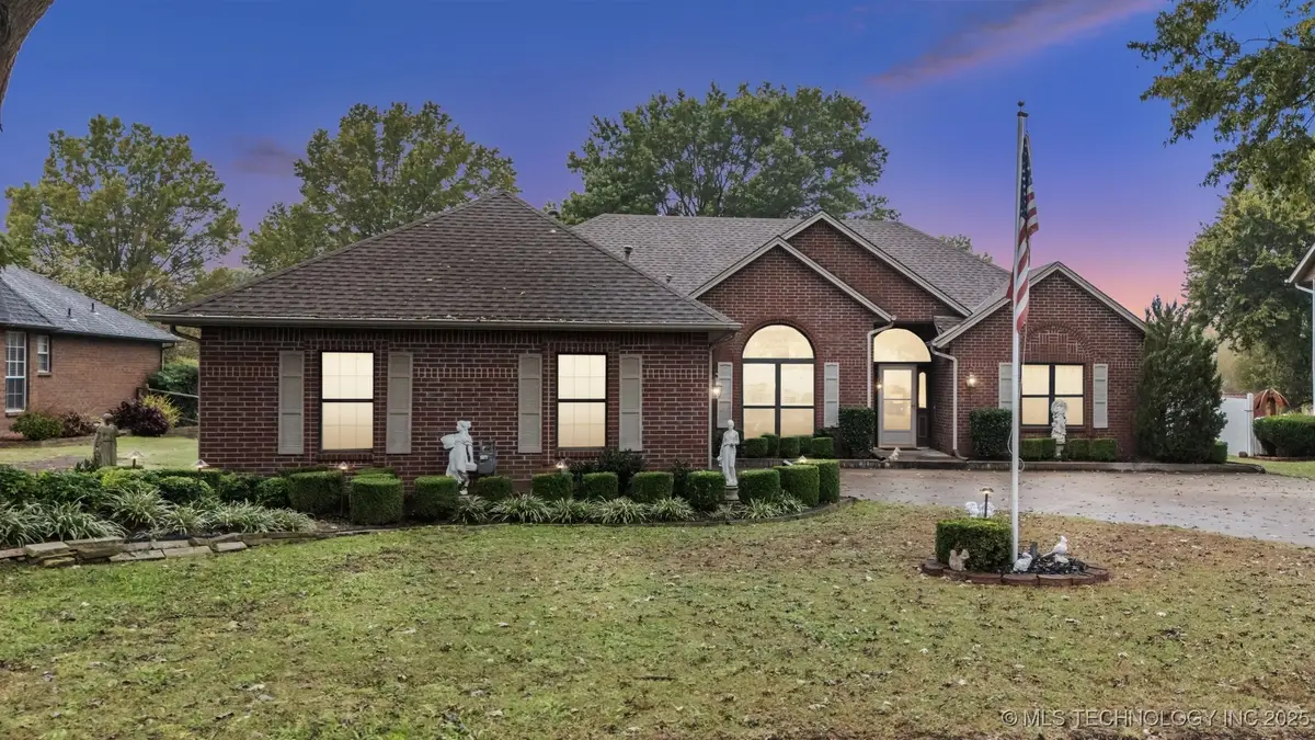 3417 Heritage Drive, Claremore, OK 74019 - Image #1