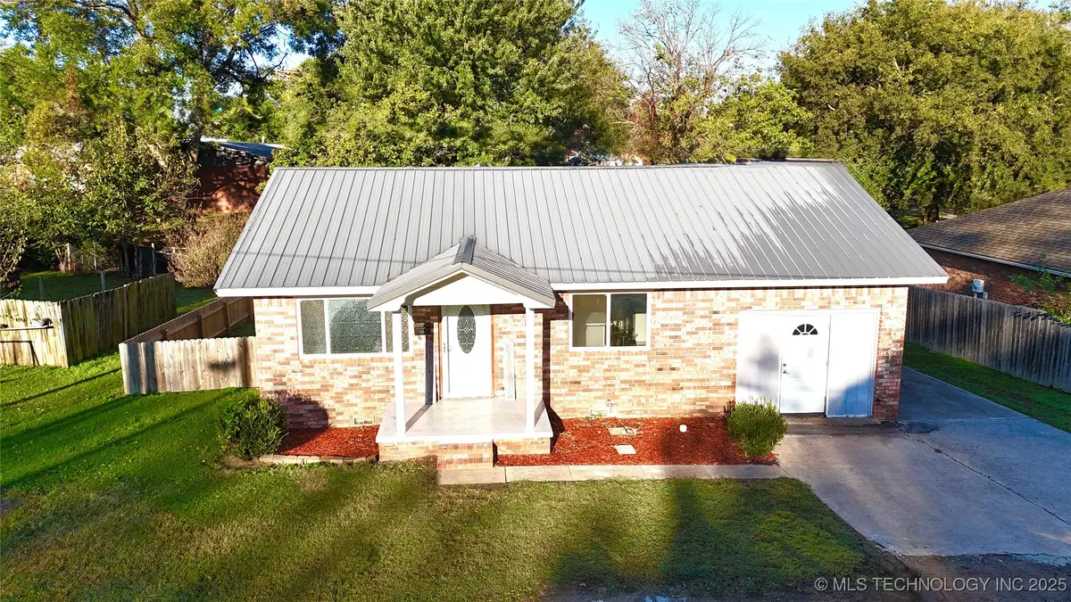 110 NW 3rd Street, Checotah, OK 74426 - Image #1