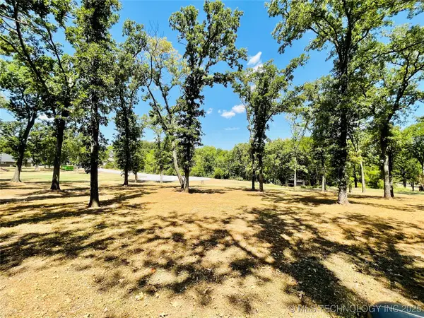 9 Homestead, Kingston, OK 73439