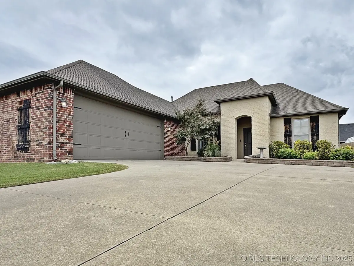 3805 Crestview Drive, Muskogee, OK 74403 - #1