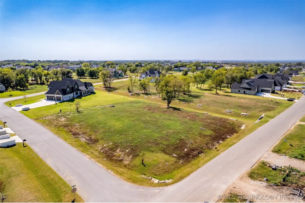 17862 E Patriot Drive, Owasso, OK 74055 - #1