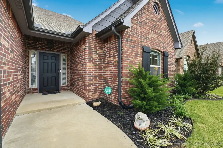 4723 S 177th East Place, Tulsa, OK 74134 - Image #2