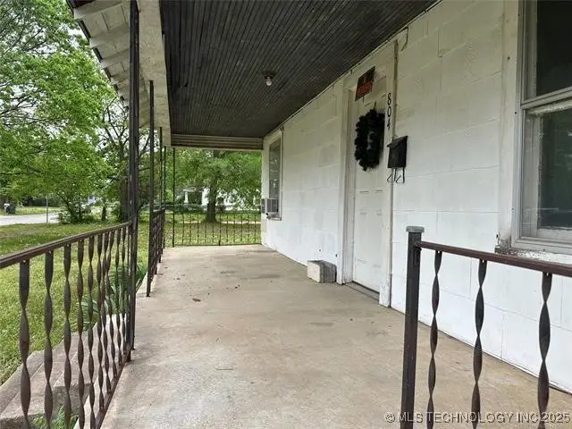 804 N Griffin Avenue, Okmulgee, OK 74447 - Image #3
