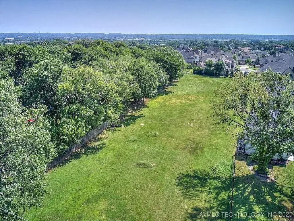 10715 S Elgin Avenue, Jenks, OK 74037 - Image #1