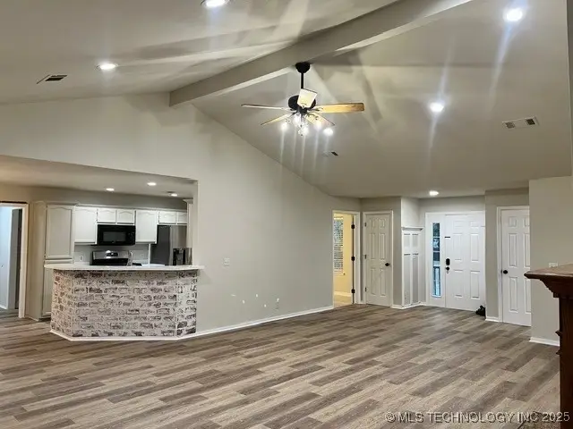 16433 S 98th East Avenue, Bixby, OK 74008 - Image #3