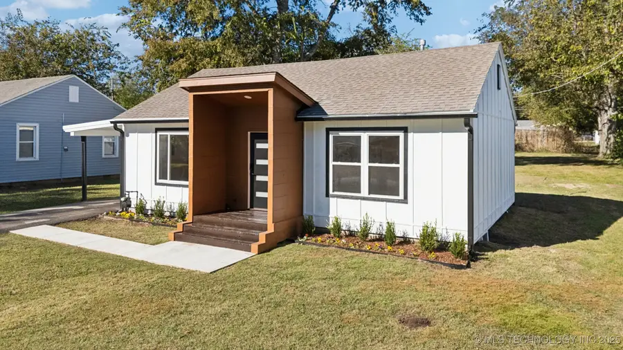 220 W Memphis Street, Broken Arrow, OK 74012 - #2