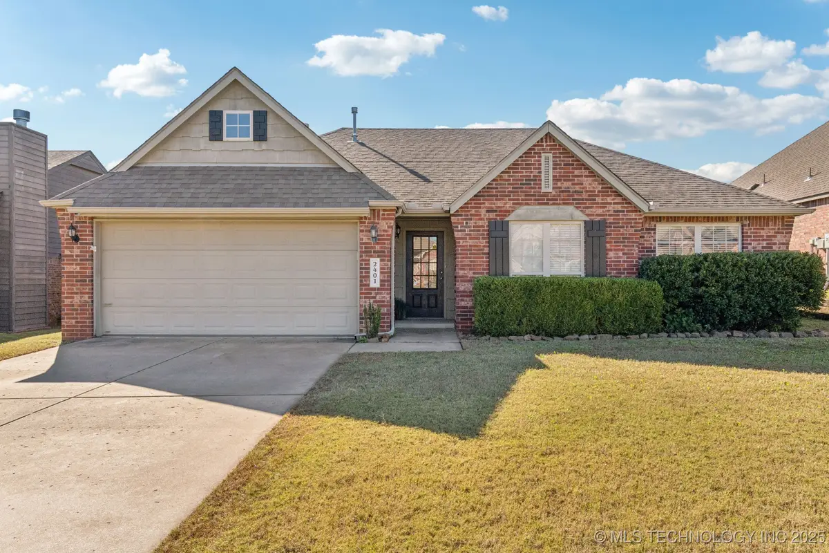2401 W Pensacola Street, Broken Arrow, OK 74011 - Image #1